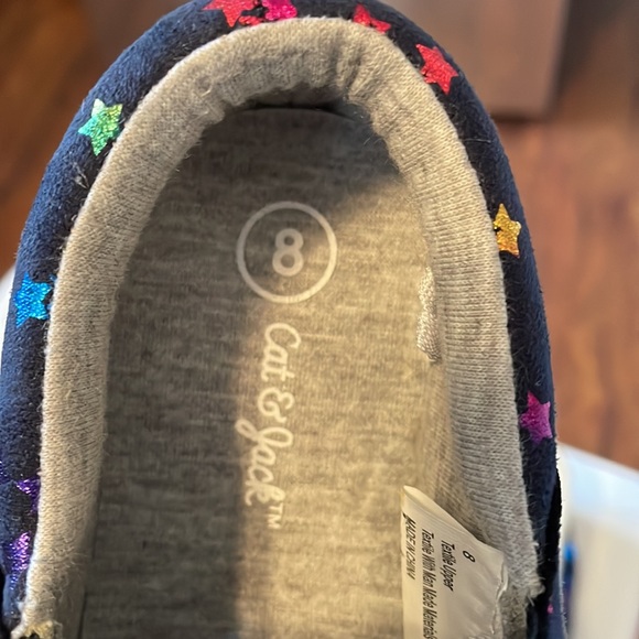 Cat and Jack toddler slip on shoes - Picture 4 of 4